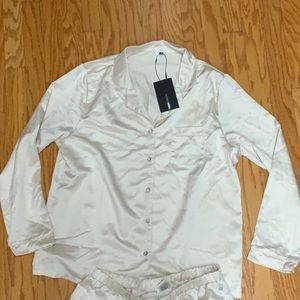 Brand New w/ Tags - Womens Soft Fashion Nova Pajamas, Size L, Sliky White!